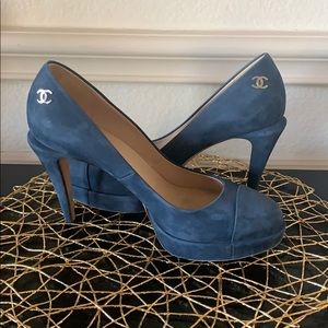 *** Chanel Pumps, Blue/Navy, Size 40 ***